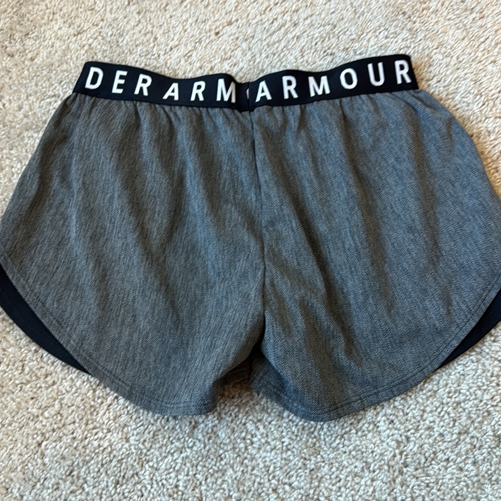 Under Armour Women's Gray Shorts - Picture 4 of 8